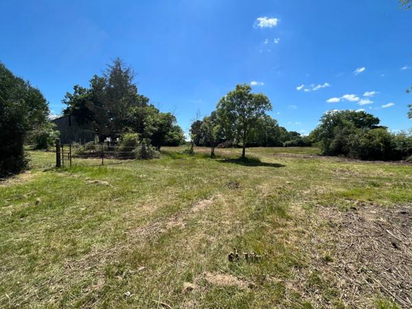 Dpt Eure (27), à vendre BOURTH CORPS DE FERME - Terrain de 15 200,00 m² -