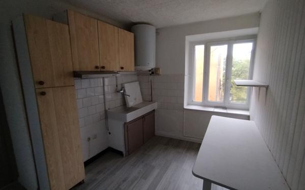 Appartement à louer    2 pièces • 48 m2 Les Vans