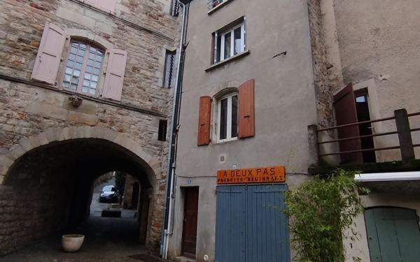 Appartement à louer    2 pièces • 48 m2 Les Vans