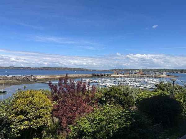 Maison d'exception à vendre à Camaret-sur-Mer avec vue mer