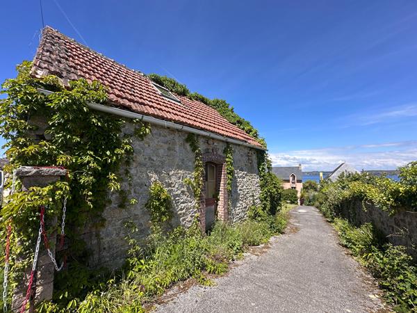 Maison d'exception à vendre à Camaret-sur-Mer avec vue mer