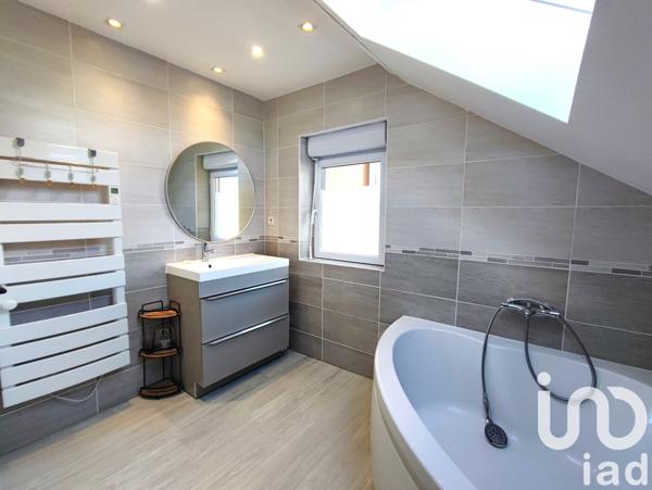 Maison à vendre 6 pièces 136 m² Compiègne