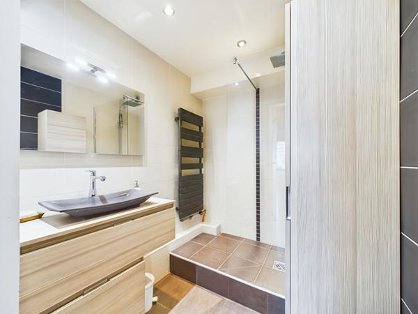 Annecy - T3 dans copropriété entourée de verdure