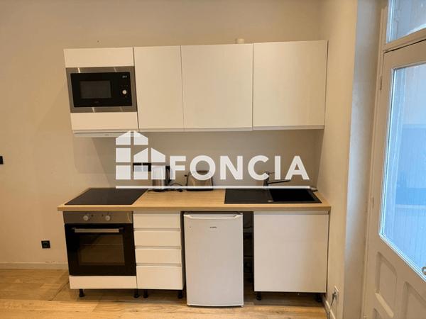 Location Appartement meublé 2 pièces 25.6 m² - 4 RUE DE L'ISSANKA Sete 34200