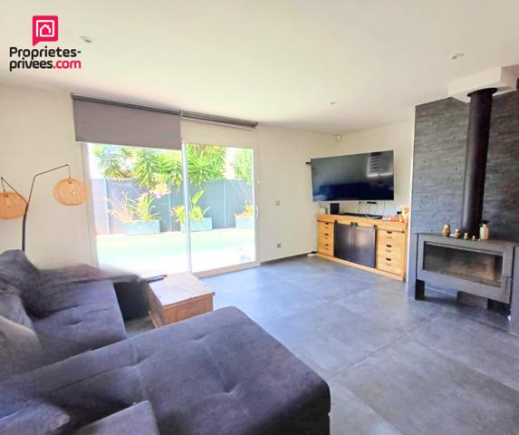 Maison de plain pied avec piscine et appartement indépendant proche toutes commodités