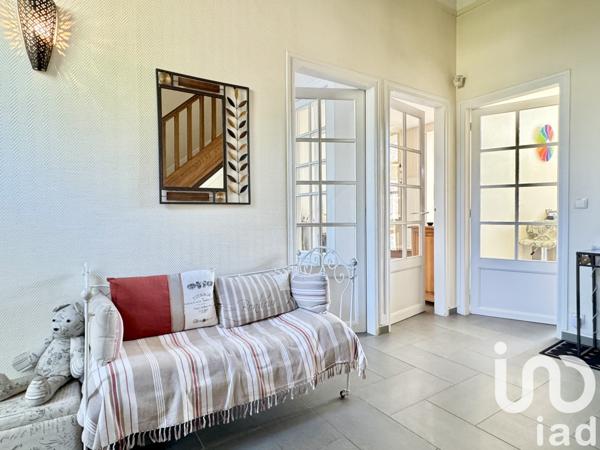 Maison à vendre 8 pièces 202 m² Beauvais