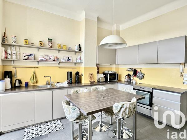 Maison à vendre 8 pièces 202 m² Beauvais