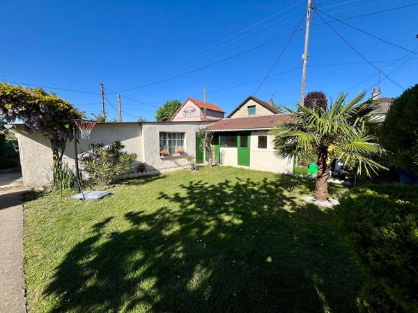 Maison à vendre sur la commune de Persan - environ 96m2, 6 pièces, 4 chambres