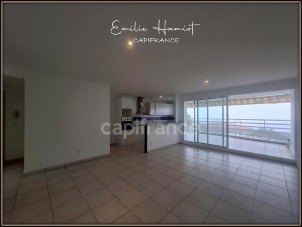 A Louer - Appartement de type 4 - Terrasse - Box - Parking - Vue mer - SCHOELCHER - Plateau Fofo