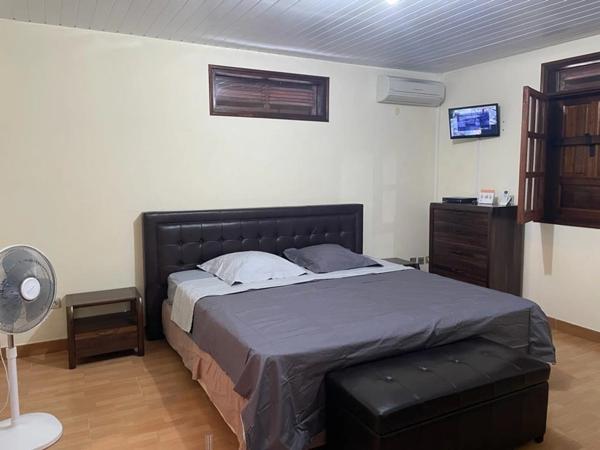 Maison à vendre 5 pièces REMIRE MONTJOLY (973)