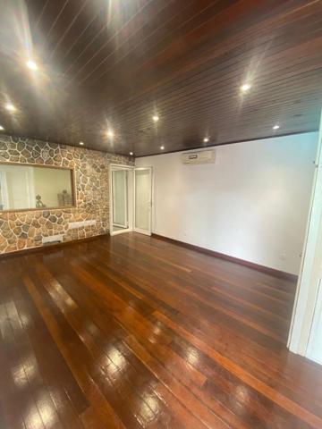 Maison à vendre 5 pièces REMIRE MONTJOLY (973)