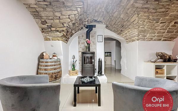 Maison à vendre    5 pièces •  Aimargues