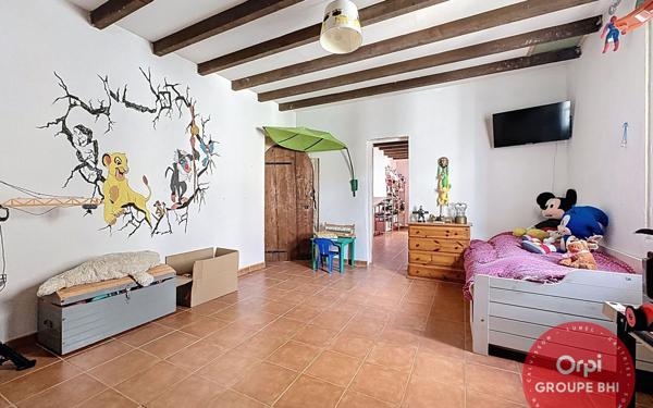 Maison à vendre    5 pièces •  Aimargues