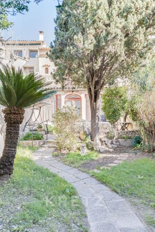 Maison début XXe avec jardin à rénover