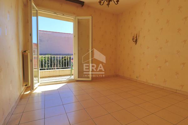 A vendre  13010 maison individuelle garage double jardin lumineux calme