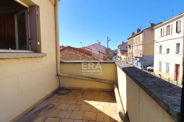 A vendre  13010 maison individuelle garage double jardin lumineux calme