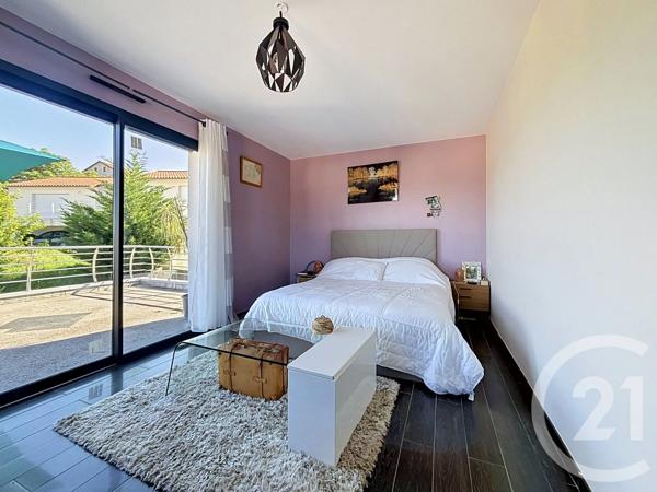 Maison à vendre  4 pièces - 122,70 m 2   LE PUY EN VELAY  - 43