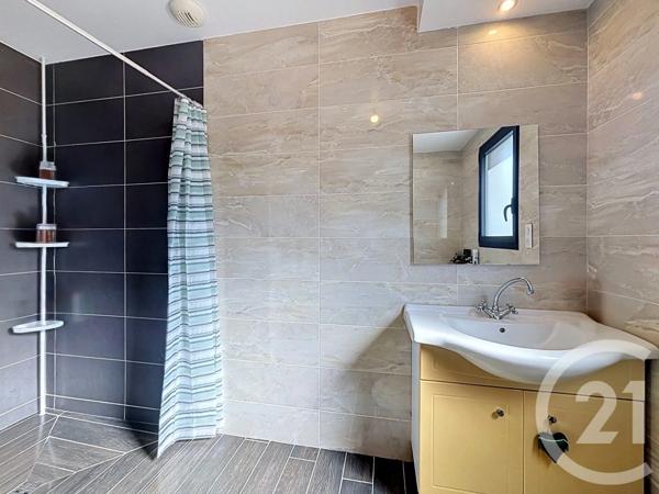 Maison à vendre  4 pièces - 122,70 m 2   LE PUY EN VELAY  - 43