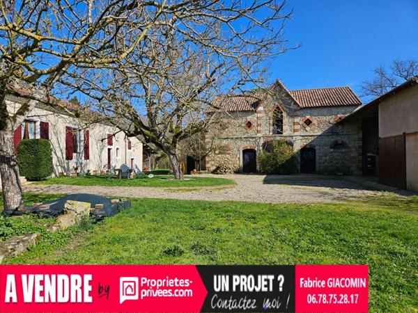 ASTAFFORT (47220) - Ancien domaine agricole à vendre