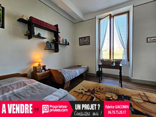 ASTAFFORT (47220) - Ancien domaine agricole à vendre