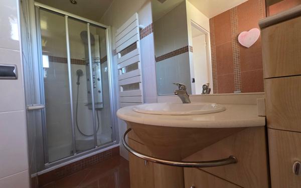 Maison à vendre    6 pièces • 127 m2 Champs-sur-Marne