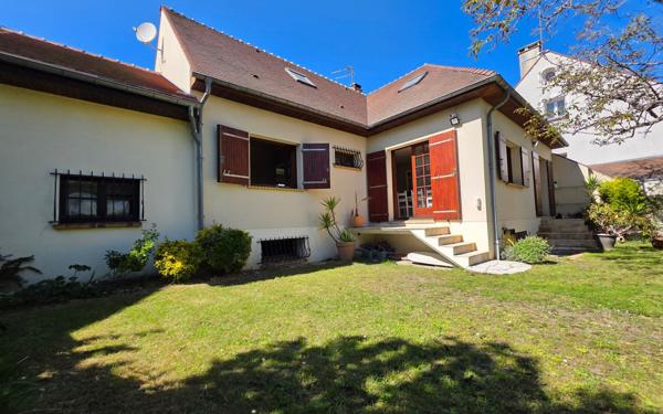 Maison à vendre    6 pièces • 127 m2 Champs-sur-Marne