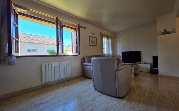Maison à vendre    6 pièces • 127 m2 Champs-sur-Marne