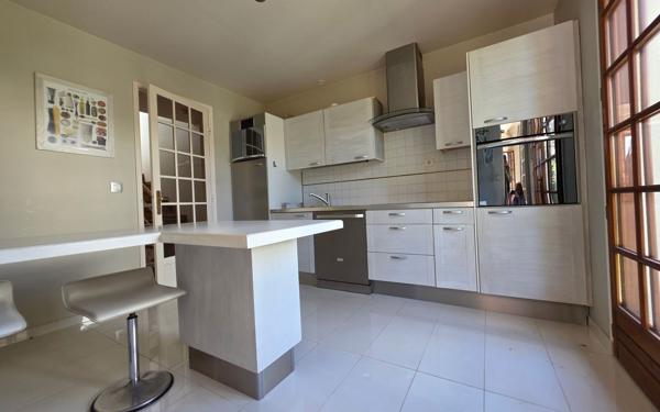 Maison à vendre    6 pièces • 127 m2 Champs-sur-Marne