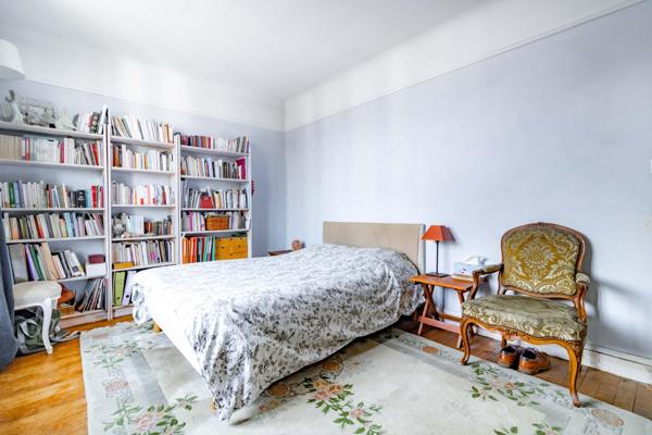 Charme et beaux volumes, proche des commodités
