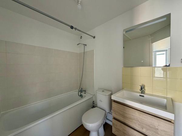 Appartement rénové 1 pièce(s) 27,50 m2 - HYPERCENTRE NANCY