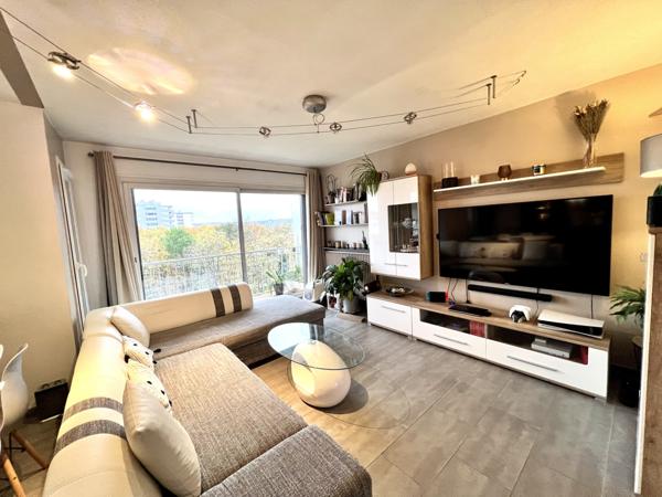 Tremblay-en-France (93290) 2 Pièces avec balcon parking et cave