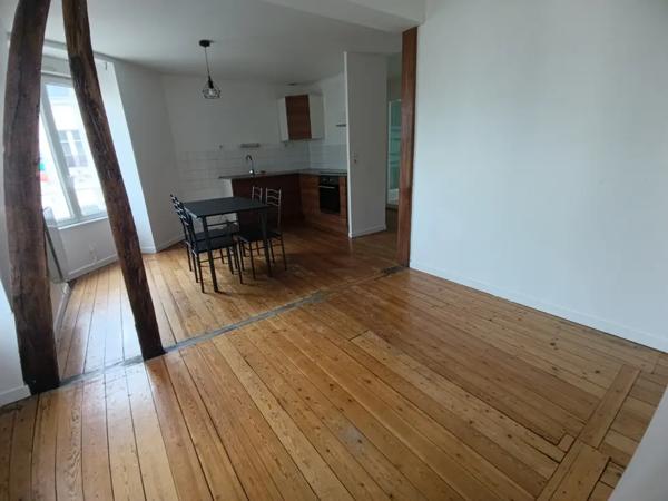 Deux appartements dans immeuble de rapport