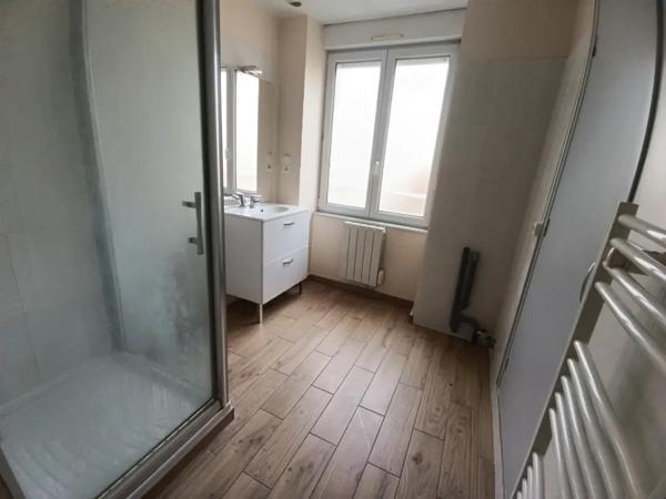 Deux appartements dans immeuble de rapport