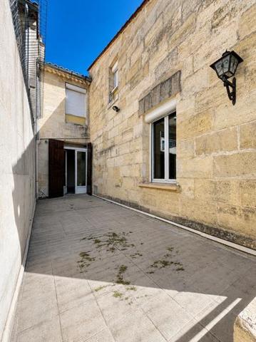 Appartement 192 240 € Saint-Loubès 6 p 130 m² DPE F