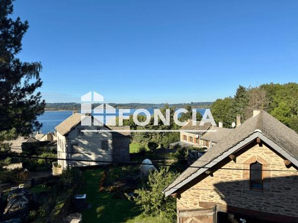 À vendre Maison 8 pièces 267 m² - Salles-curan 12410