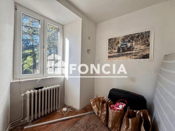 À vendre Maison 8 pièces 267 m² - Salles-curan 12410