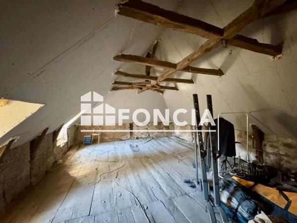 À vendre Maison 8 pièces 267 m² - Salles-curan 12410