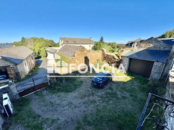 À vendre Maison 8 pièces 267 m² - Salles-curan 12410