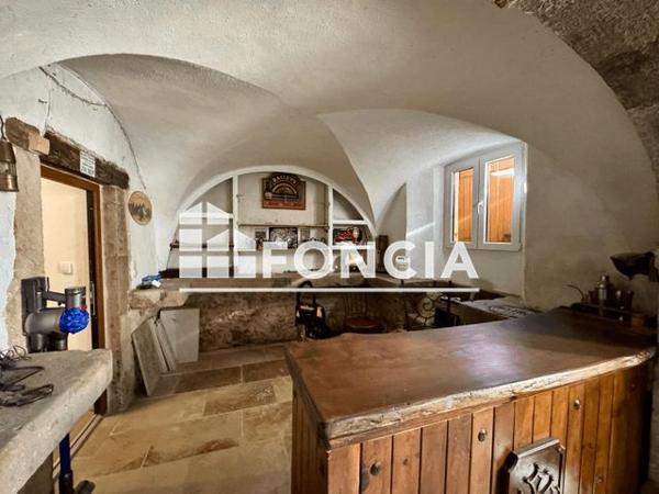 À vendre Maison 8 pièces 267 m² - Salles-curan 12410