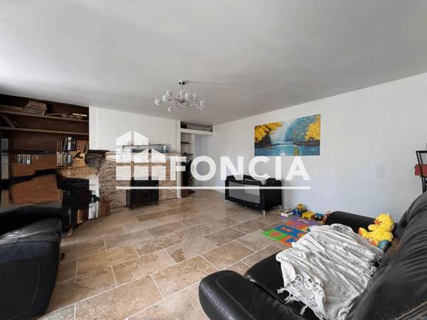 À vendre Maison 8 pièces 267 m² - Salles-curan 12410