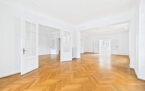 Appartement à louer    7 pièces •  Strasbourg