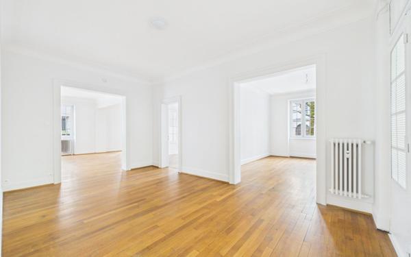 Appartement à louer    7 pièces •  Strasbourg