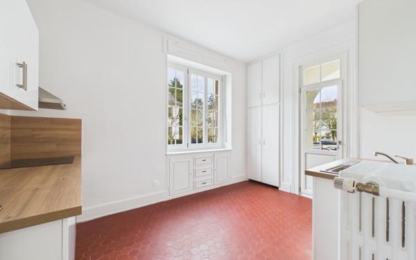 Appartement à louer    7 pièces •  Strasbourg