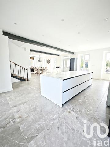 Maison à vendre 6 pièces 215 m² Champs-sur-Yonne