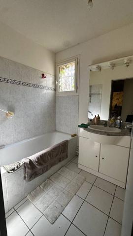 Maison 4 pièces 79 m² SAINT MICHEL - 16470