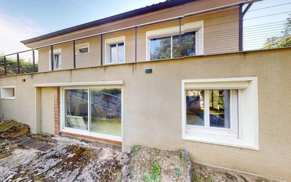 Maison à vendre    6 pièces • 149,67 m2 Chasselay