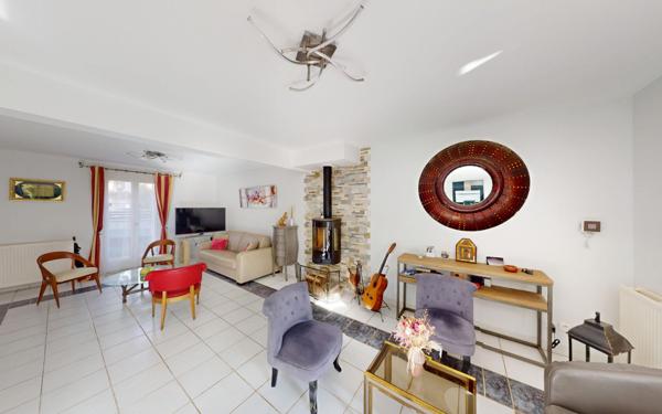 Maison à vendre    6 pièces • 140 m2 Serris