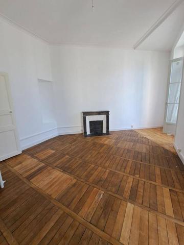 Appartement 3 pièces                                        - 44000 Nantes - DOBREE Réf : 8816