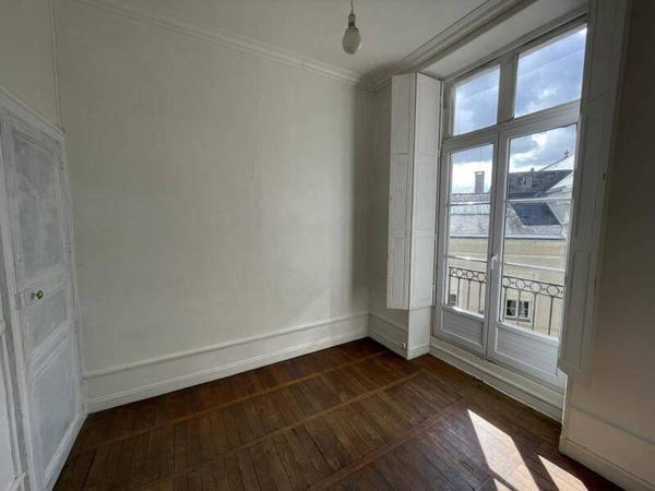 Appartement 3 pièces                                        - 44000 Nantes - DOBREE Réf : 8816