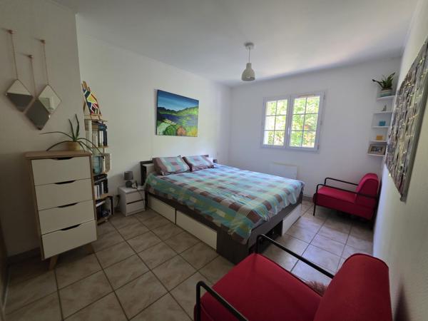 Maison
         6 pièces
        - 163 m² Exclusivité 662 000 € *